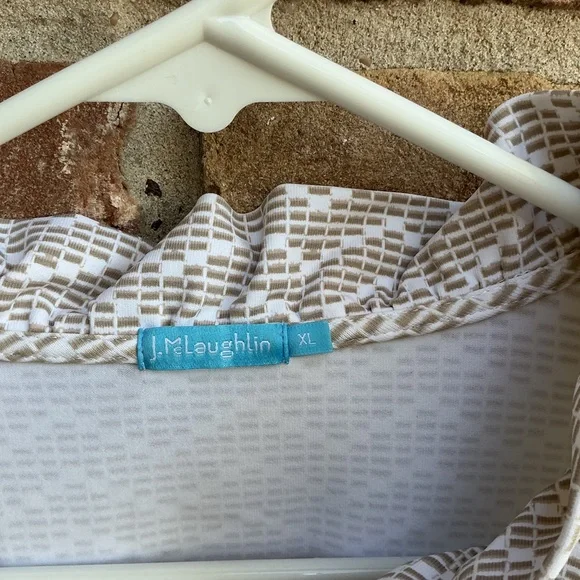 J. McLaughlin Kate Tan and White Geometric Top XL - Picture 2 of 4